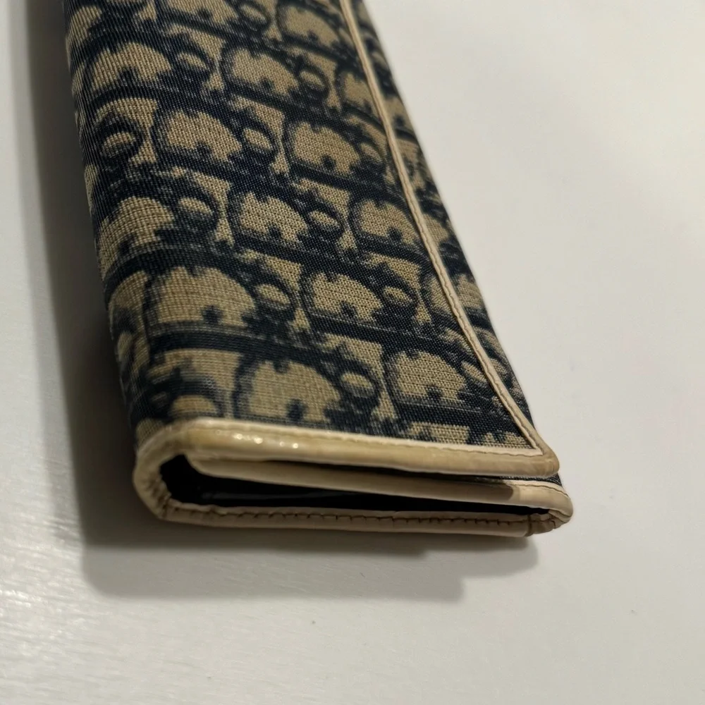 Dior trotter long wallet with provided sling